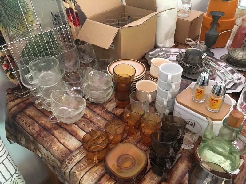 Platos, vasos, copas, tazas cristal, bandejas horno inox, etc