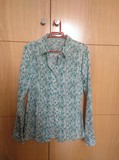 Camisa florecitas verdes