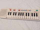 Piano / órgano electrónico