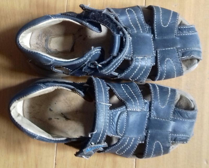 Sandalias azules talla 28