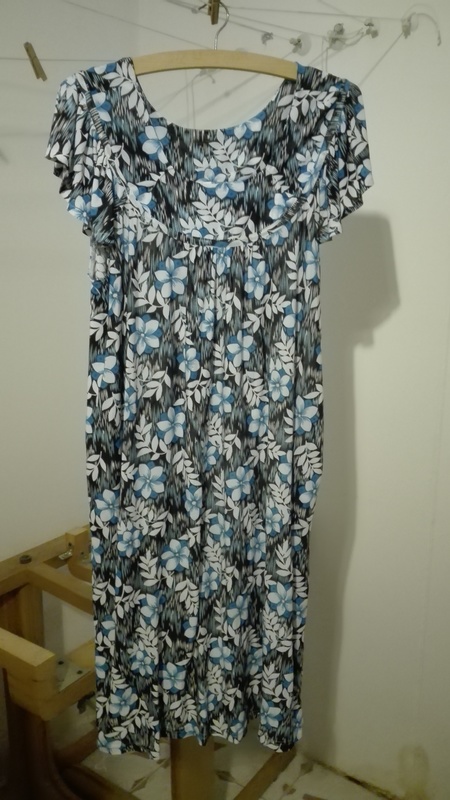 Vestido tonos azules y negros. Talla XL