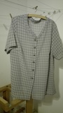 Camisa cuadritos grises. Talla 60