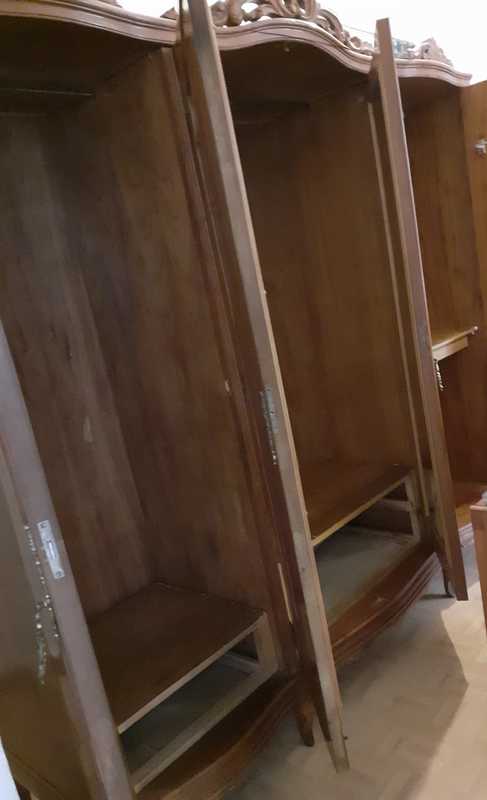 Armario ropero, con espejos y cajones. Perfecto estado