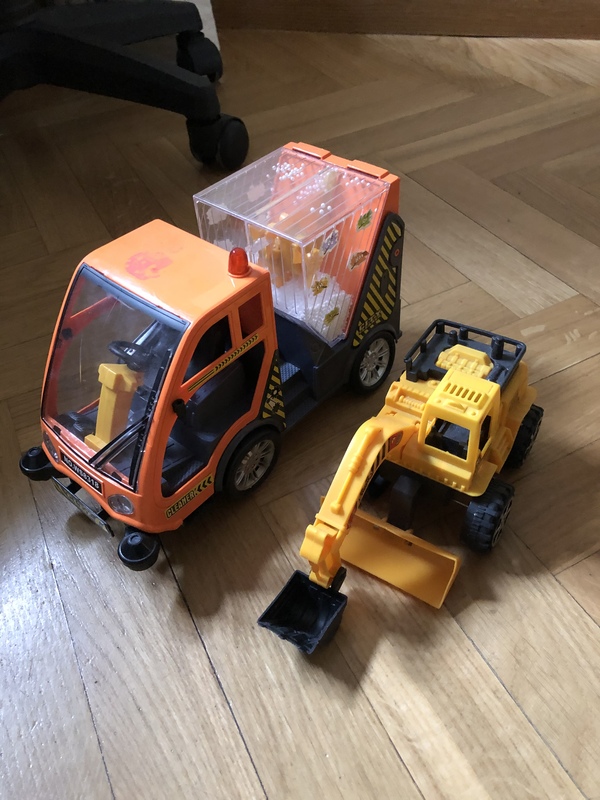Quitanieves y tractor