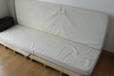 Regalo colchón que sirve como sofá. 135x200