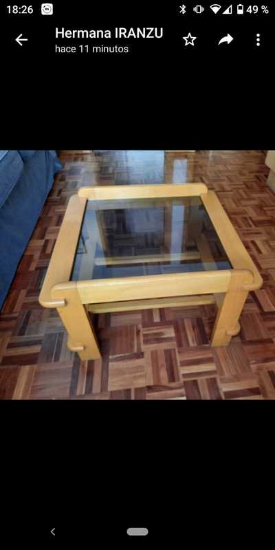 Regalo mesa auxiliar cristal y  madera