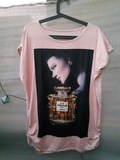 88. CAMISETA ROSADA CON ESTAMPADO