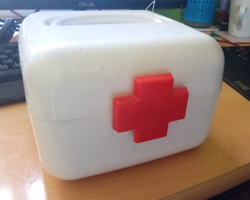 regalo - Pequeño botiquín - Barcelona, Catalunya, España - nolotiro.org