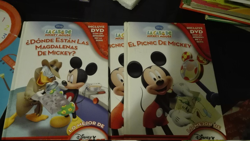 Tres libros de micky mouse