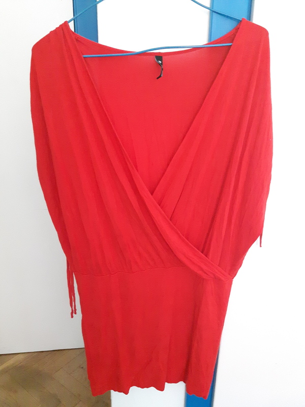 96. VESTIDO ROJO