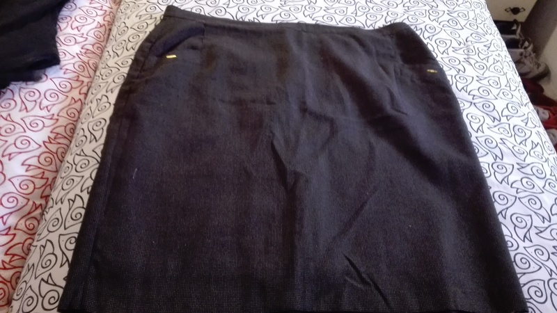 Falda negra con puntitos Talla 60 (joremmy)