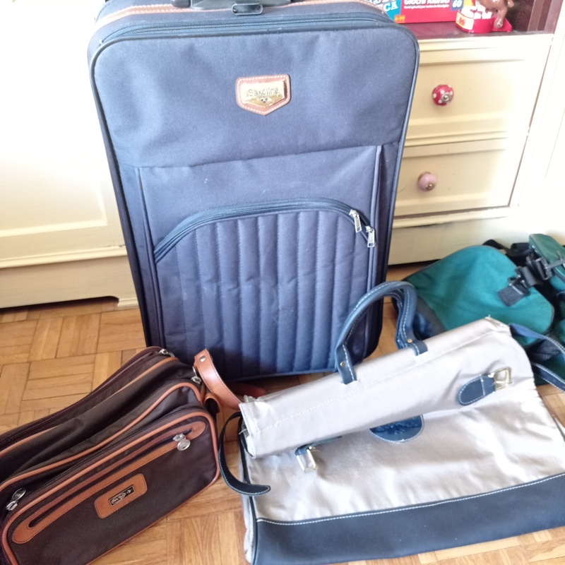 Regalamos varias maletas