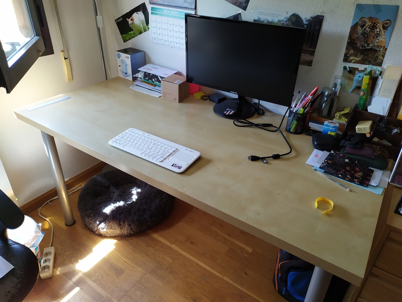 Regalo mesa escritorio. Medidas 1,50 x 0,75 x 0,73