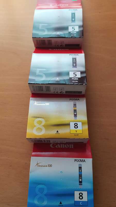 Regalo 4 cartuchos para impresora CANNON PIXMA (2 de color negro, uno de amarillo y otro de azul)