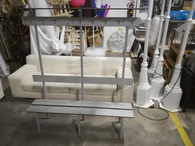 2 Bancos tipo vestuario