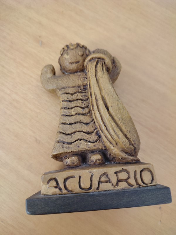 Figurita de Acuario (maria272)