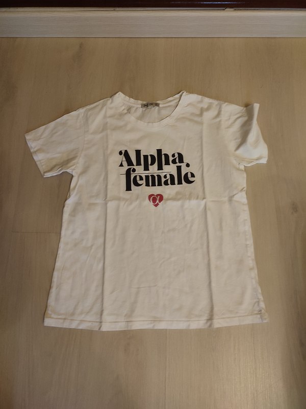 Camiseta "alpha" talla M(lucilaura)