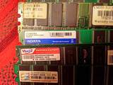 Memoria DDR antigua de 1 GB