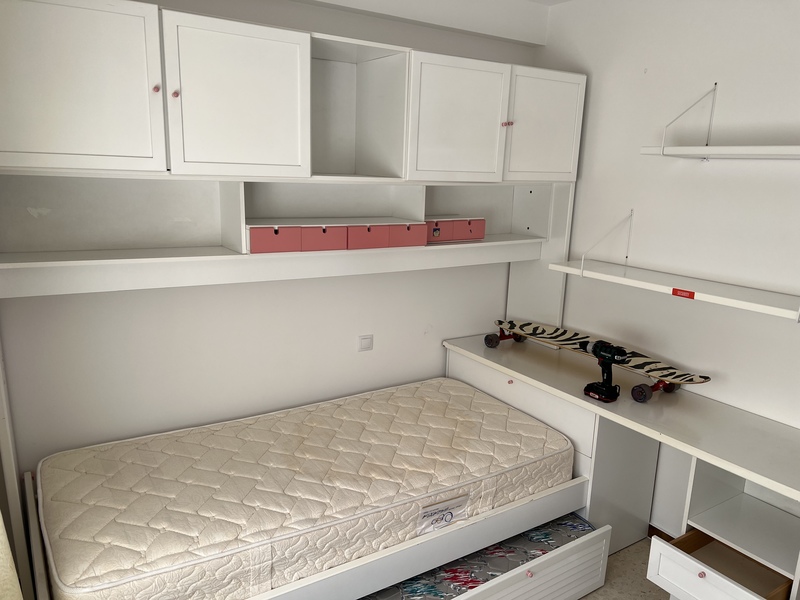 Habitacion con cama nido. A recoger solo esta tarde