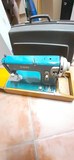Máquina de coser SIGMA con maleta