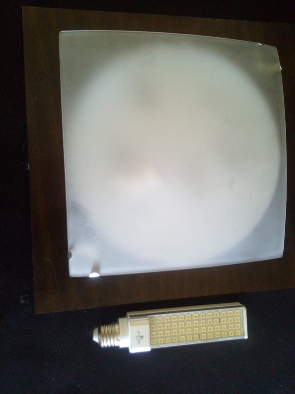 Plafón de una bombilla + bombilla led