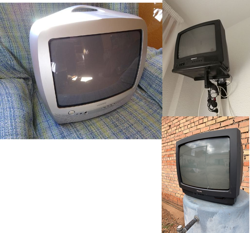 Dos televisiones de tubo pequenas de 14. con 2 TDTs y 1 soporte de pared