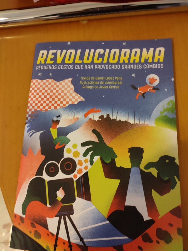 Libro Revoluciorama(recicleo)