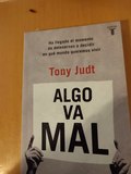 Libro "Algo va mal"(recicleo)