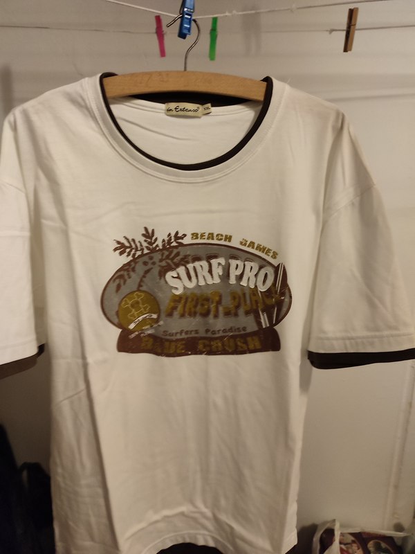 Camiseta manga corta blanca "surf" talla xxl(Lara Verjaga)