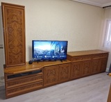 Aparador a dos alturas (sin el televisor) gran capacidad.