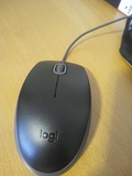 Regalo ratón Logi para ordenador.