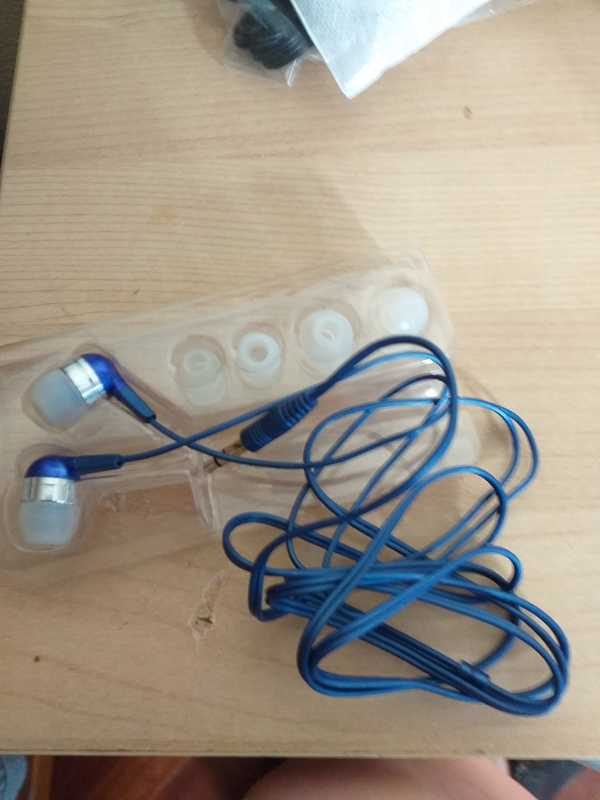 Auriculares alámbricos