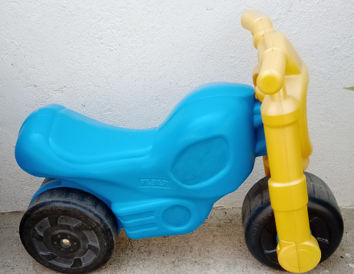 Moto de niño de 2 a 4 años.