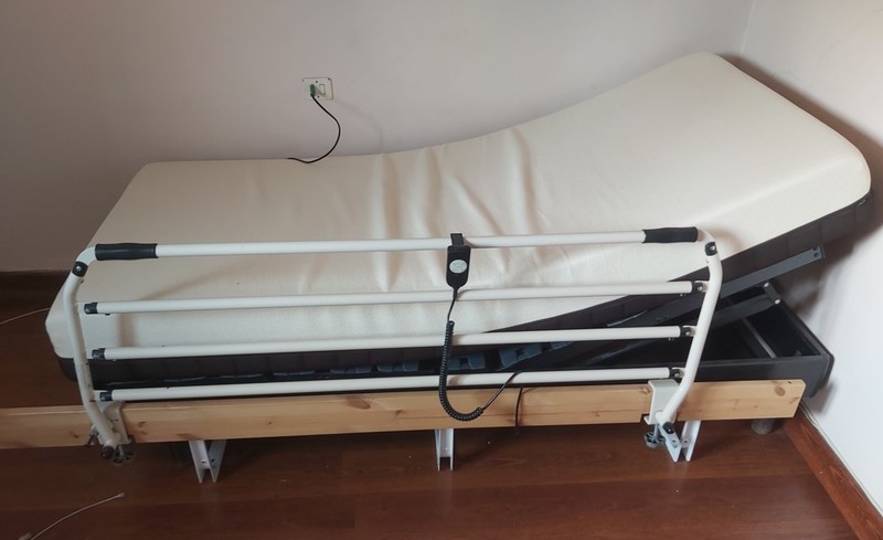 se regala cama articulada reclinable