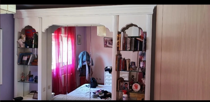 MUEBLE DORMITORIO PUENTE COLOR BLANCO Y OTRO DE COLOR CEREZO JUVENIL