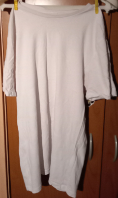 Camiseta blanca de mujer talla X