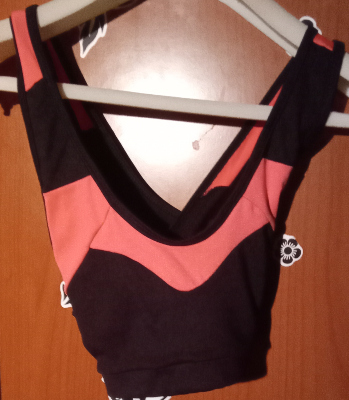 Top deportivo de chica talla S