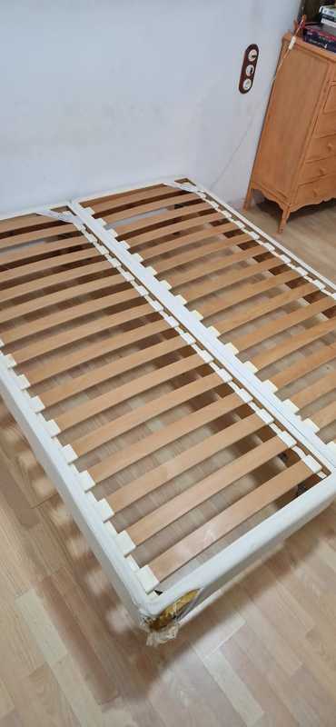 Dos camas individuales (o 1 cama doble)