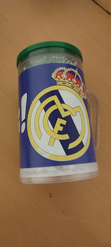 Jarra del Real Madrid(recicleo)