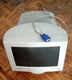 Monitor antiguo 