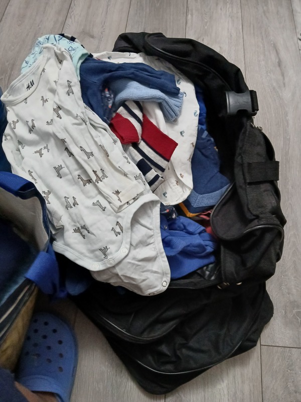 Regalo ropa de niño  de 3 a 6 meses metro oporto