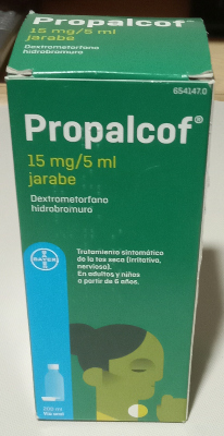 Jarabe para la tos nuevo sin abrir, válido hasta Agosto del 2025.