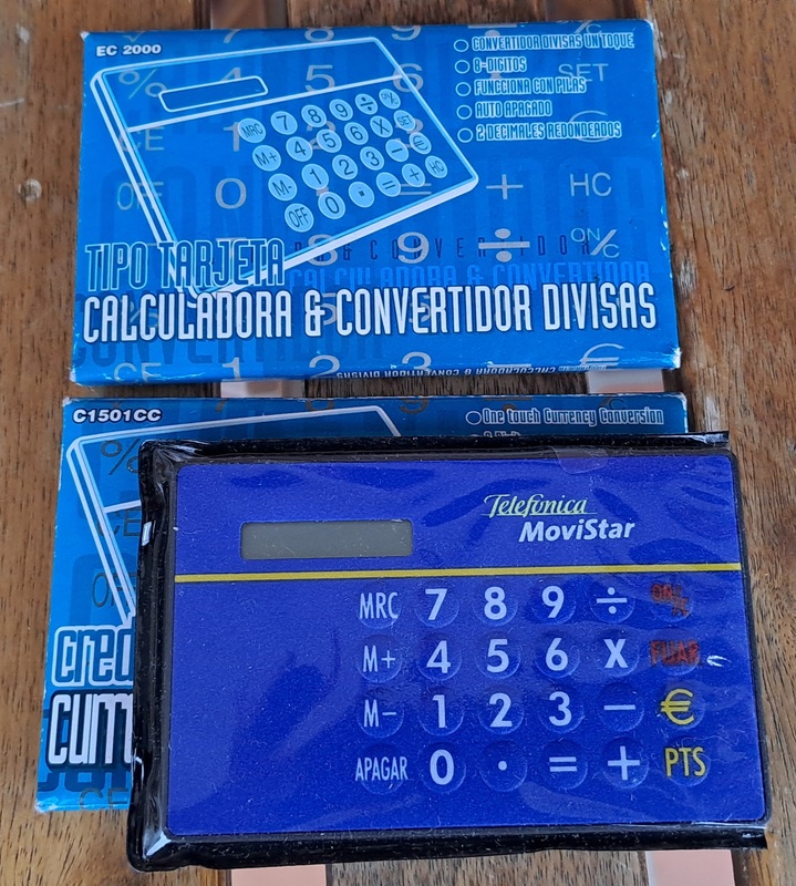 Dos calculadoras tarjeta