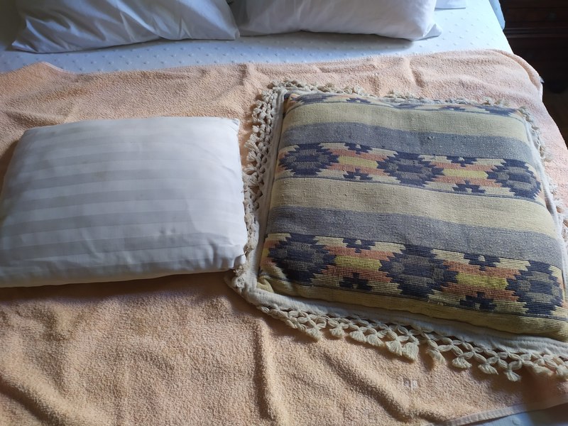 Almohada y cojín