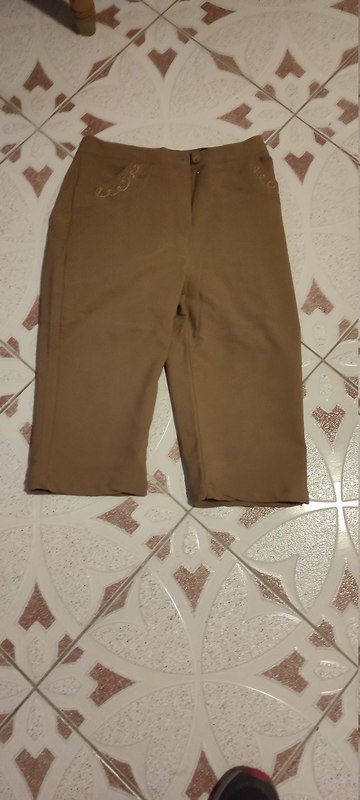 Pantalon camel Talla 38