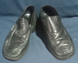 Zapatos de piel de hombre talla 42.