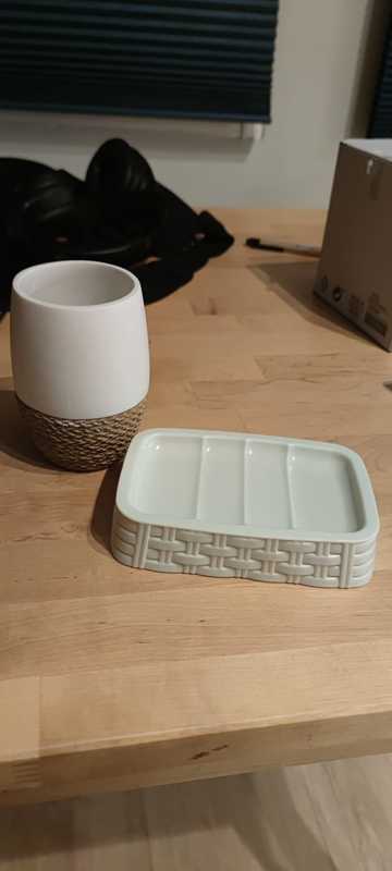 jabonera y vaso cepillos dientes