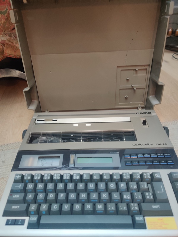 regalo maquina electrica antigua.