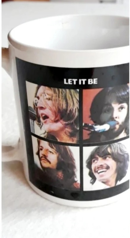 Mug The Beatles