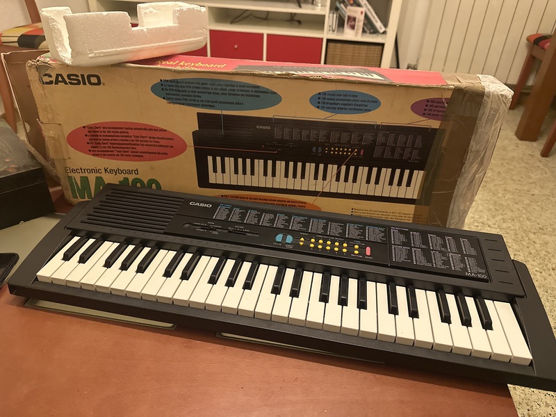Teclado Casio MA-100 